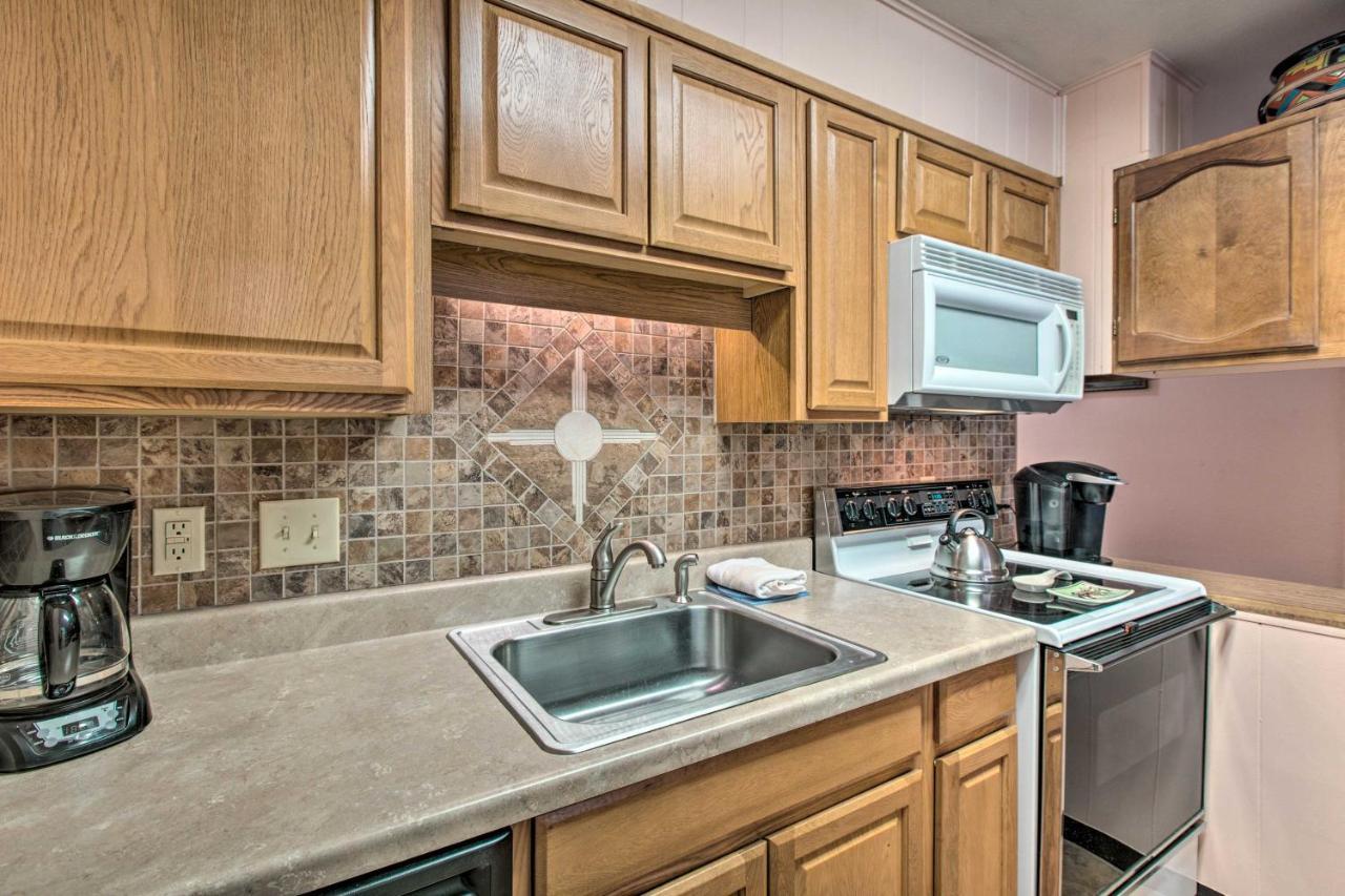 Red River Ski Condo On Main St - Mtn View! Екстер'єр фото