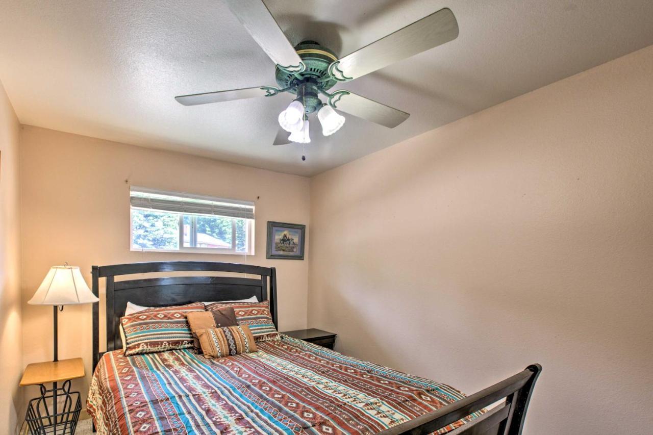 Red River Ski Condo On Main St - Mtn View! Екстер'єр фото